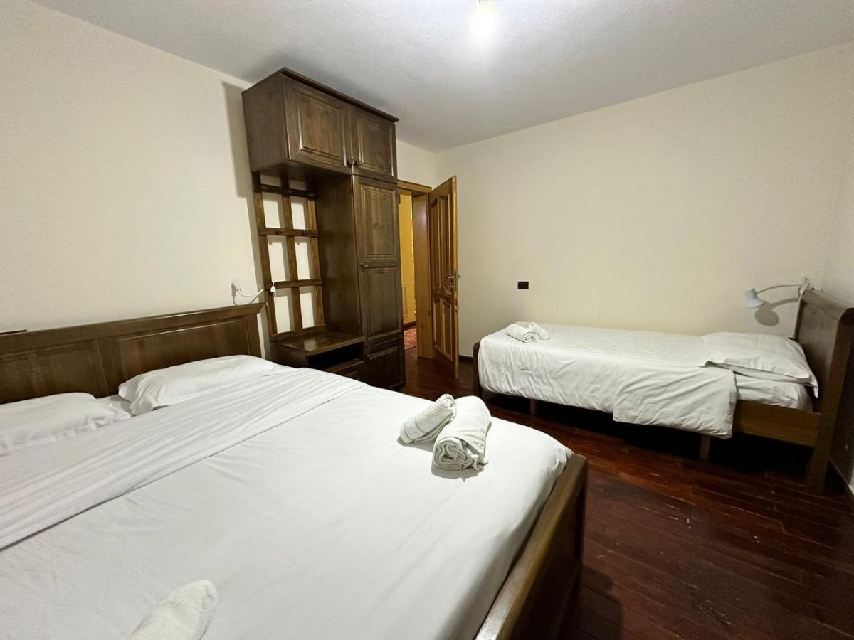 Residence Quku Valbones Екстериор снимка